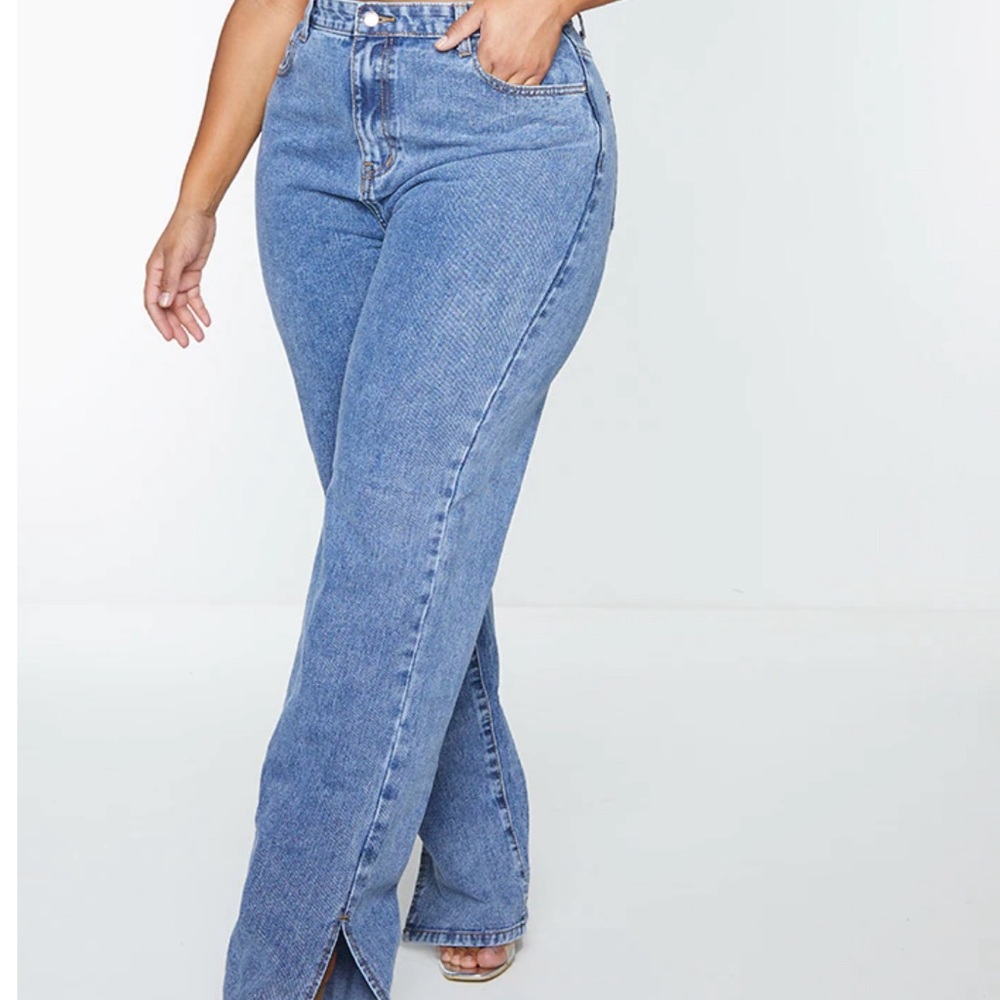 Plus Vintage Wash Split Hem Jeans
